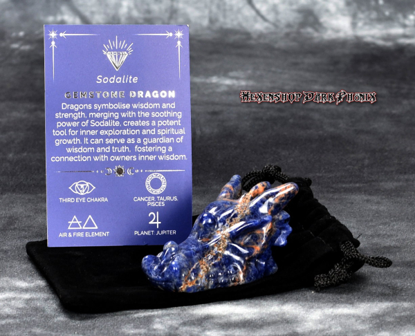 Hexenshop Dark Phönix Sodalith Drachen Kristallschädel Leif Totenkopf Halbedelstein